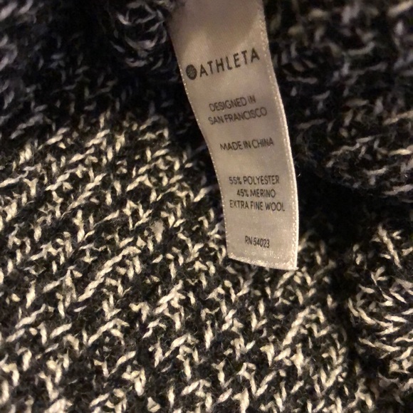 🌺V neck SHASTA chunky side slit sweater 🌺 - Picture 7 of 8